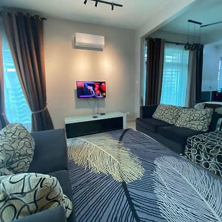 Homestay Aalaiya Bertam Kepala Batas - Fully Aircond Exterior photo