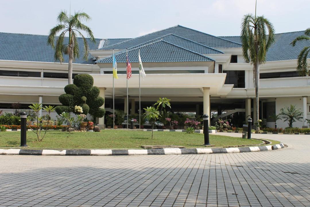 Homestay Aalaiya Bertam Kepala Batas - Fully Aircond Exterior photo
